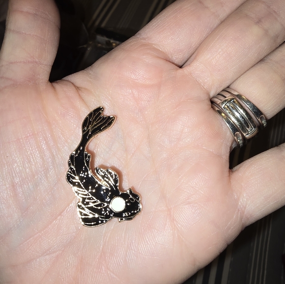 Yin and Yang Koi Enamel Pins - Picture 3 of 6